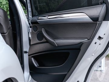 BMW X6M (2009) Inside