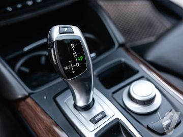 BMW X6M (2009) Inside