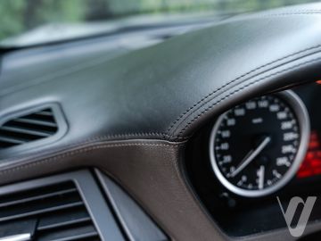BMW X6M (2009) Inside
