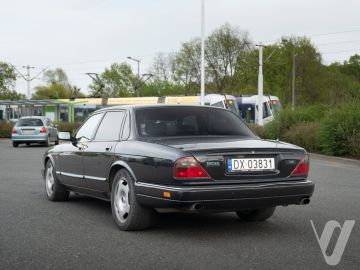 Jaguar XJ (1997) Zdjęcia z zewnątrz