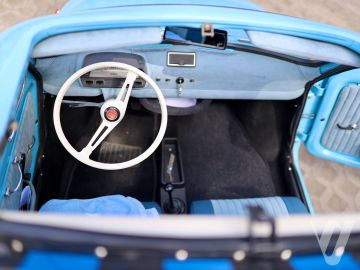 Fiat 500L (1972) Wnętrze