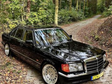 Mercedes-Benz SEL (1990) Zdjęcia z zewnątrz