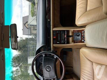 Mercedes-Benz SEL (1990) Wnętrze