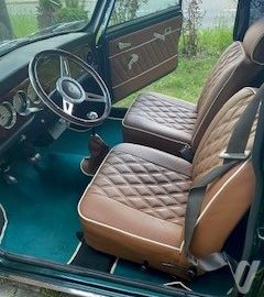 Austin Rover XF (1990) Wnętrze