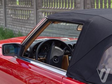 Mercedes-Benz SL (1986) Wnętrze