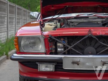 Mercedes-Benz SL (1986) Detale