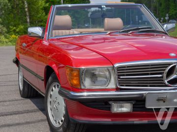 Mercedes-Benz SL (1986) Zdjęcia z zewnątrz