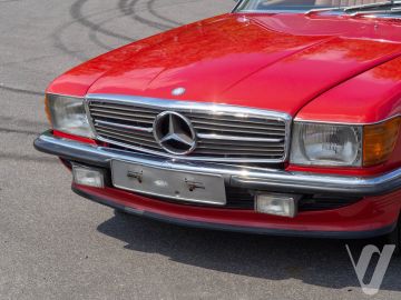 Mercedes-Benz SL (1986) Zdjęcia z zewnątrz