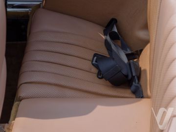Mercedes-Benz SL (1986) Wnętrze