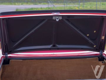 Mercedes-Benz SL (1986) Wnętrze