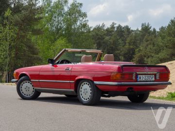 Mercedes-Benz SL (1986) Zdjęcia z zewnątrz