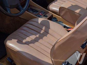 Mercedes-Benz SL (1986) Wnętrze