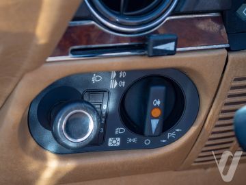 Mercedes-Benz SL (1986) Wnętrze