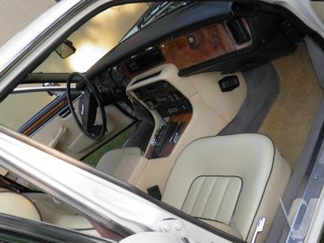Jaguar XJ (1993) Wnętrze