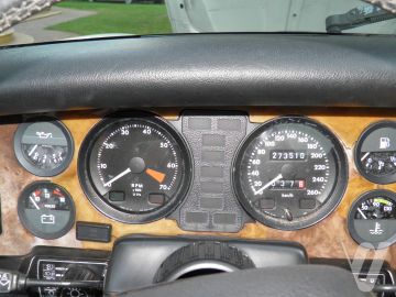 Jaguar XJ (1993) Wnętrze