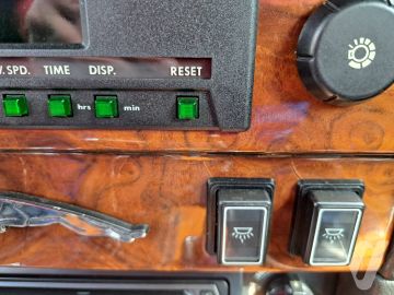 Jaguar XJ (1988) Wnętrze