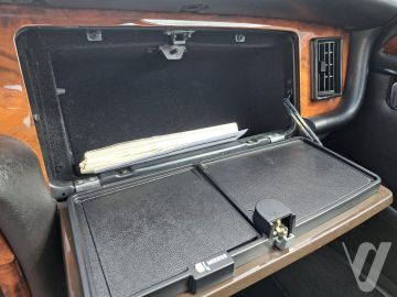 Jaguar XJ (1988) Wnętrze