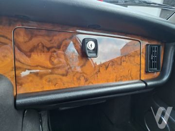 Jaguar XJ (1988) Wnętrze