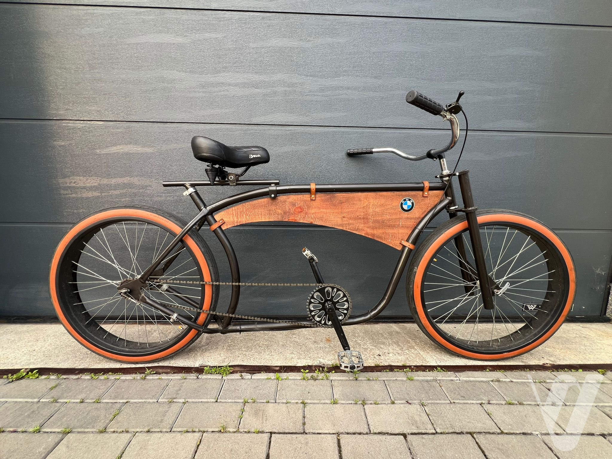 Główne zdjęcie Custom Custom BMW (1985)