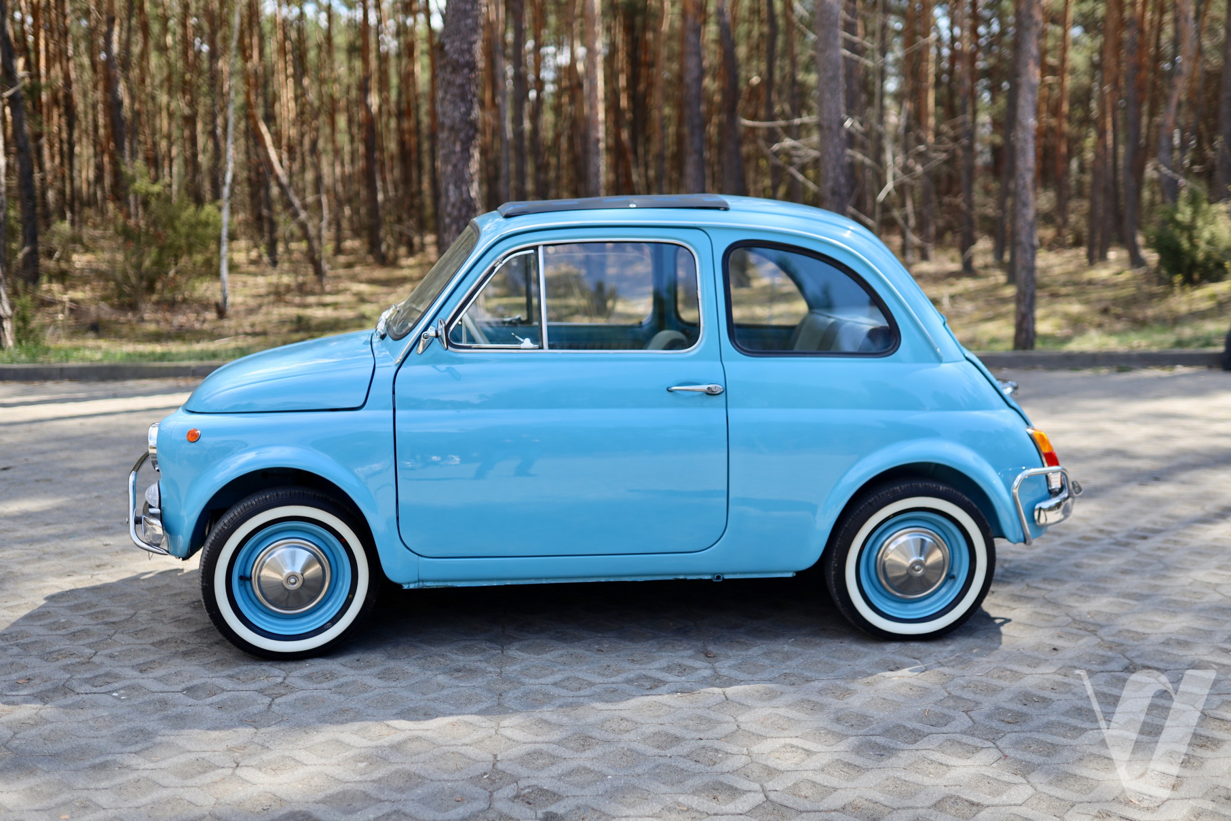 Główne zdjęcie Fiat 500L (1972)
