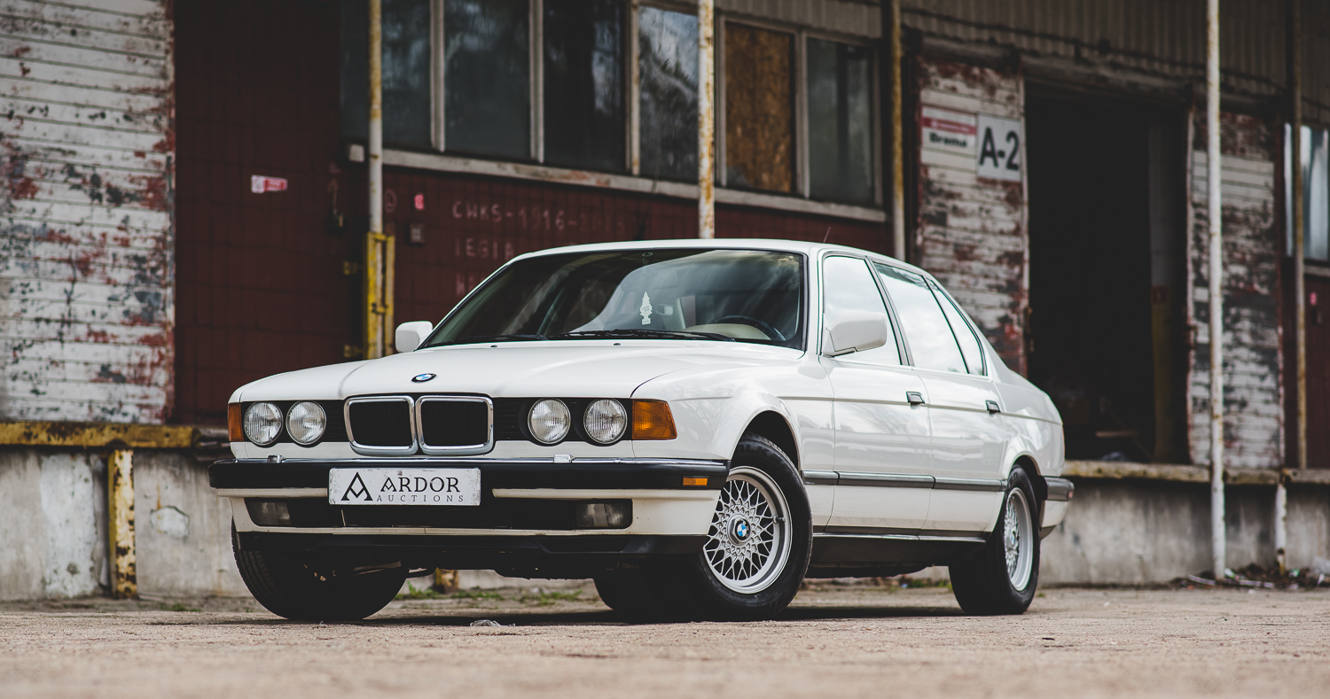 BMW Seria 7 (1990)